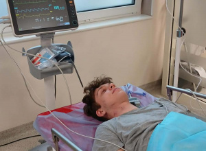 Uczeń symulujący uraz